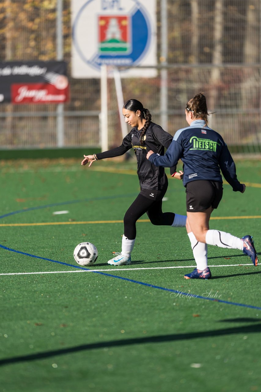 Bild 52 - wBJ VfL Pinneberg2 - Eimsbuttler TV 3 : Ergebnis: 5:0